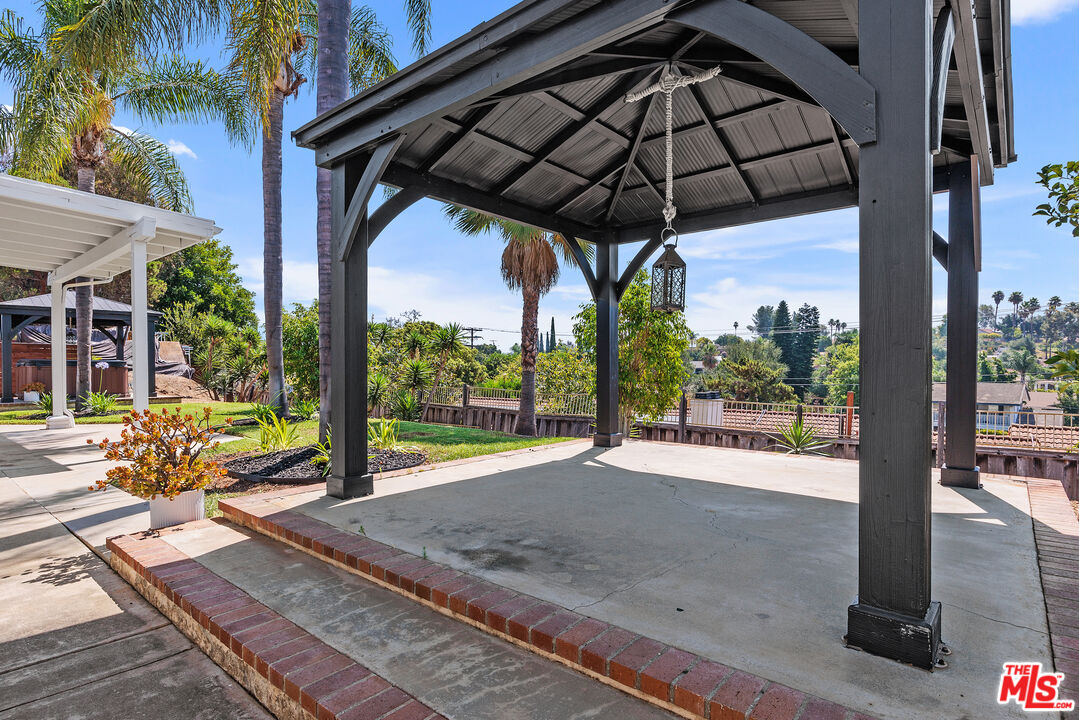 655 Calle Ladera