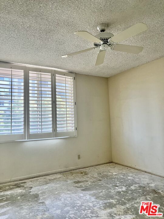 117 S Doheny Dr Unit: 410