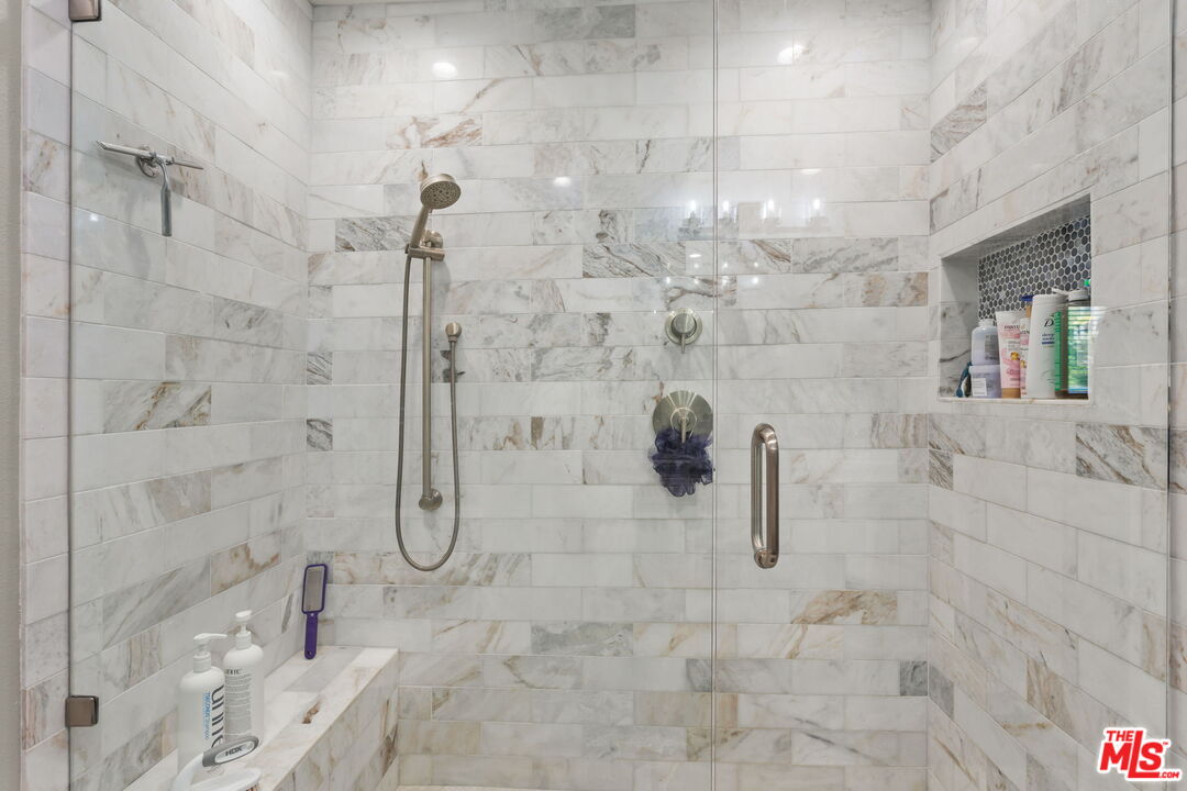 4637 Park Dr Unit: 12