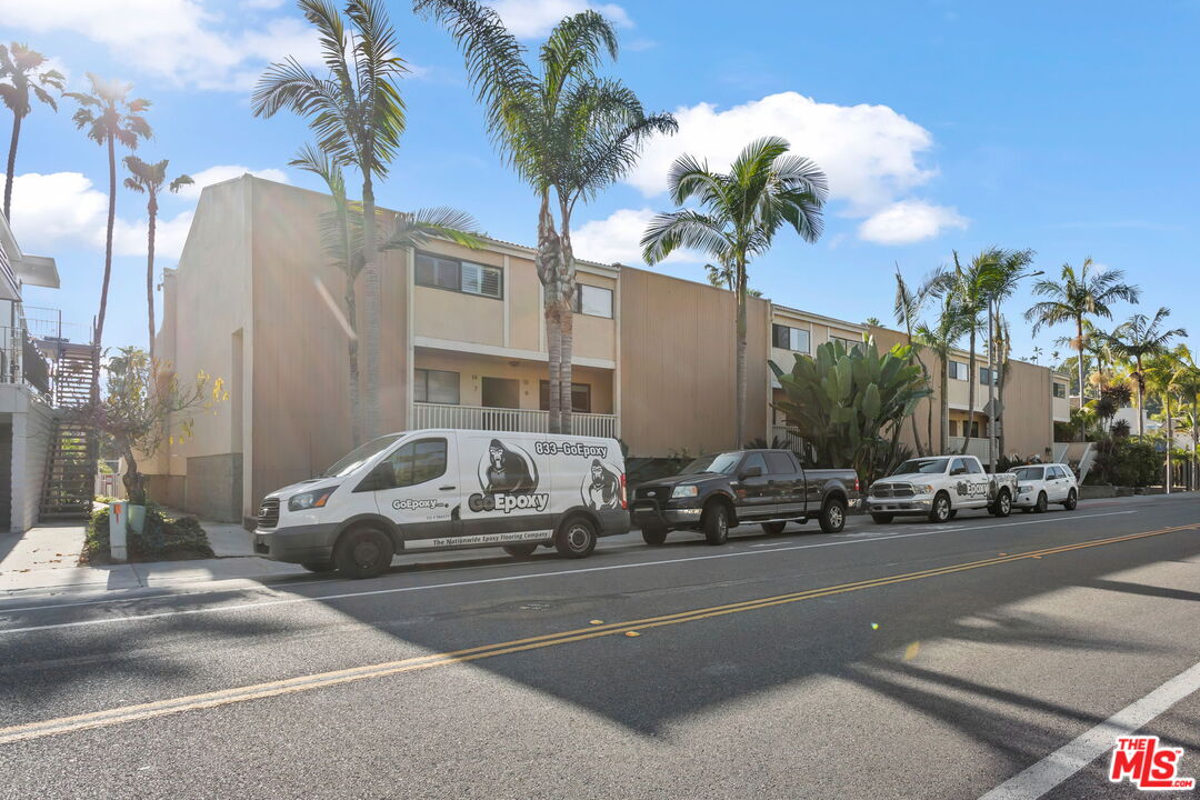 4637 Park Dr Unit: 12