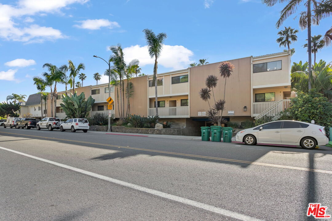 4637 Park Dr Unit: 12