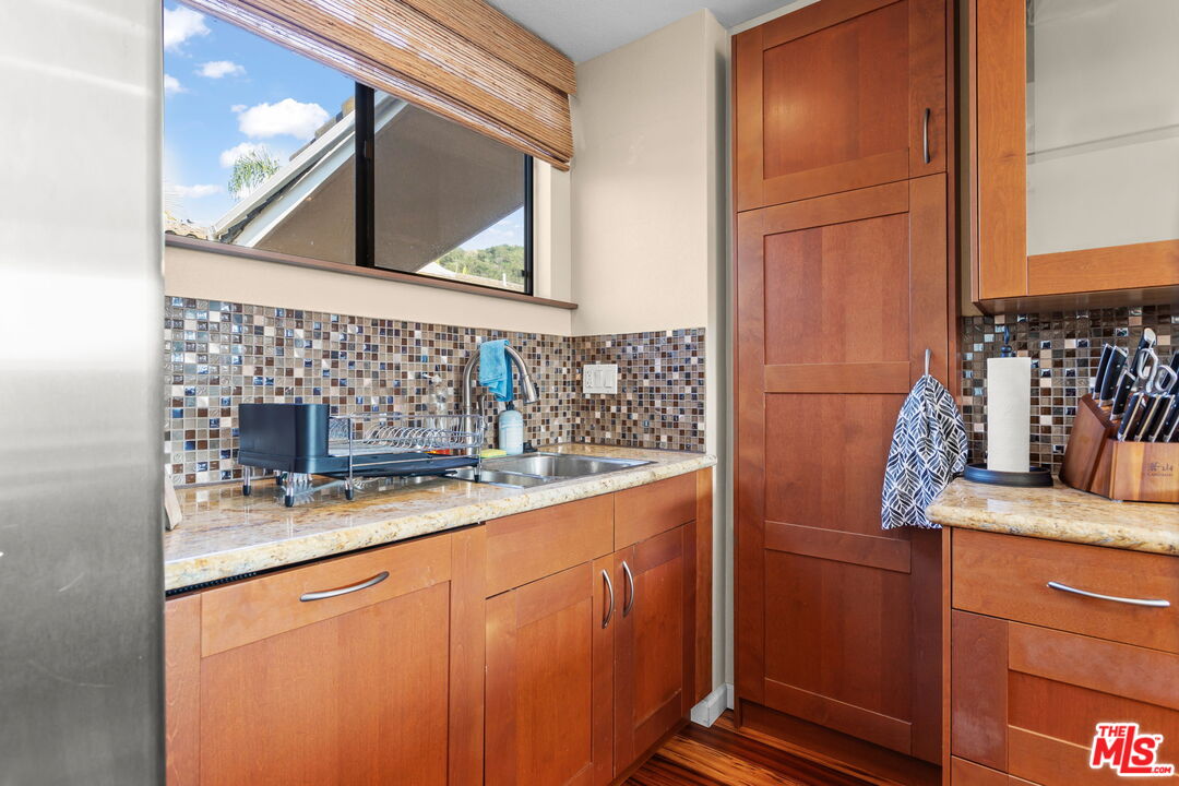 4637 Park Dr Unit: 12