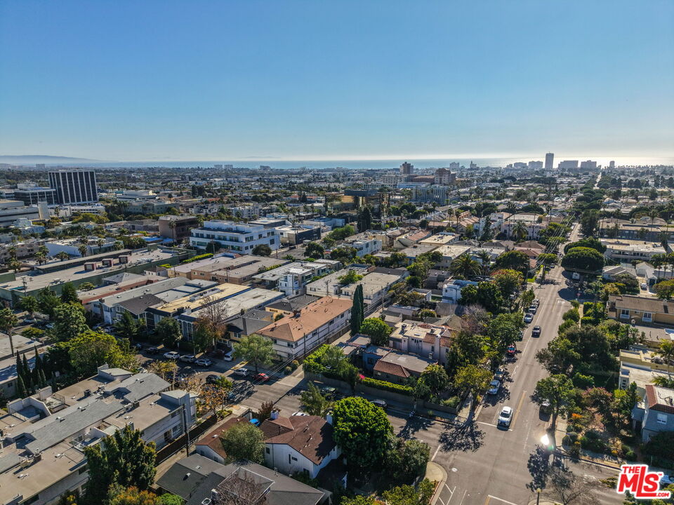 1114 23rd St Unit: 4