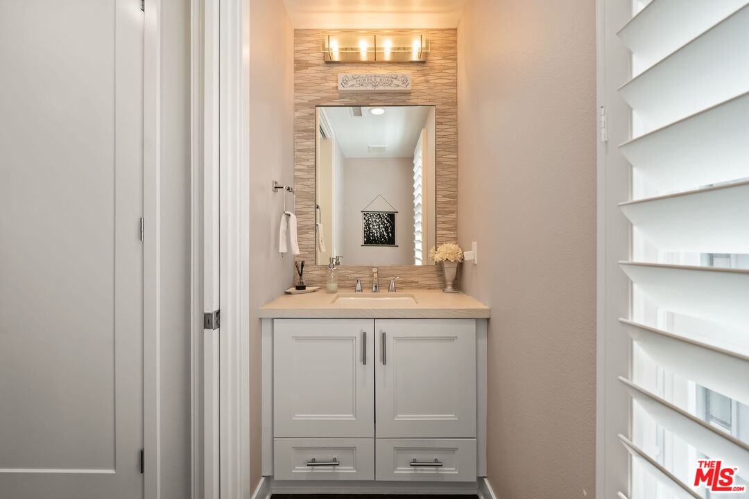 12763 Shell Pl Unit: 2