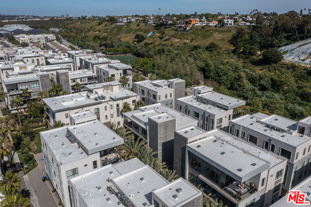 12763 Shell Pl Unit: 2