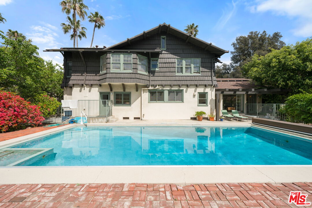 801 N Rodeo Dr