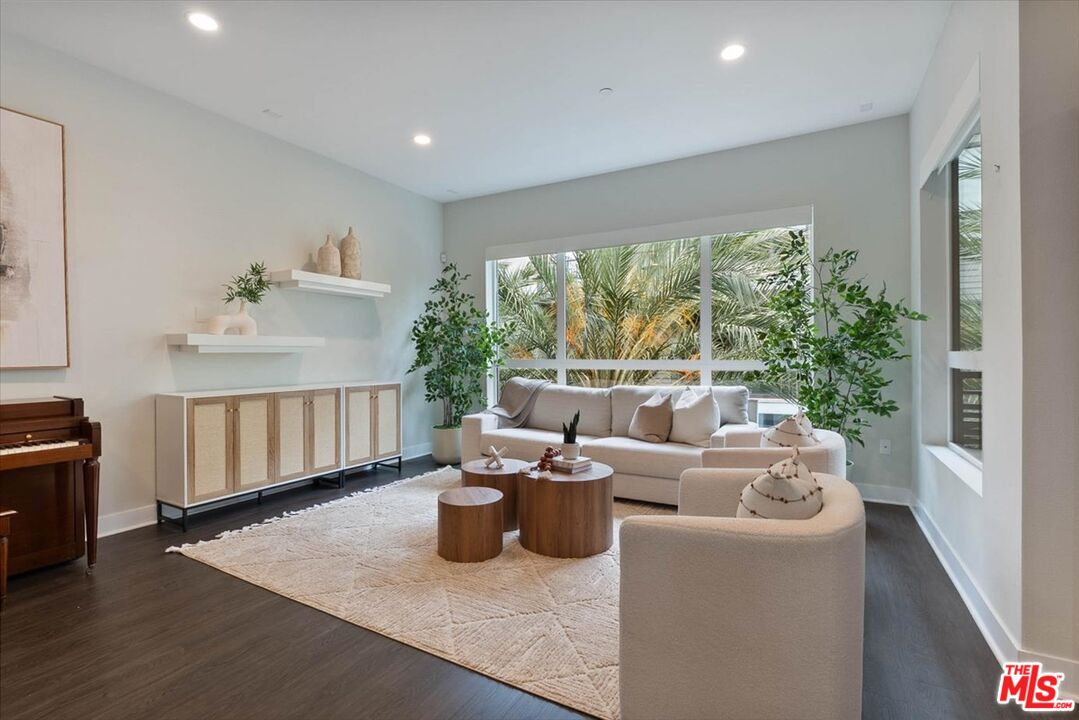 12763 Shell Pl Unit: 2