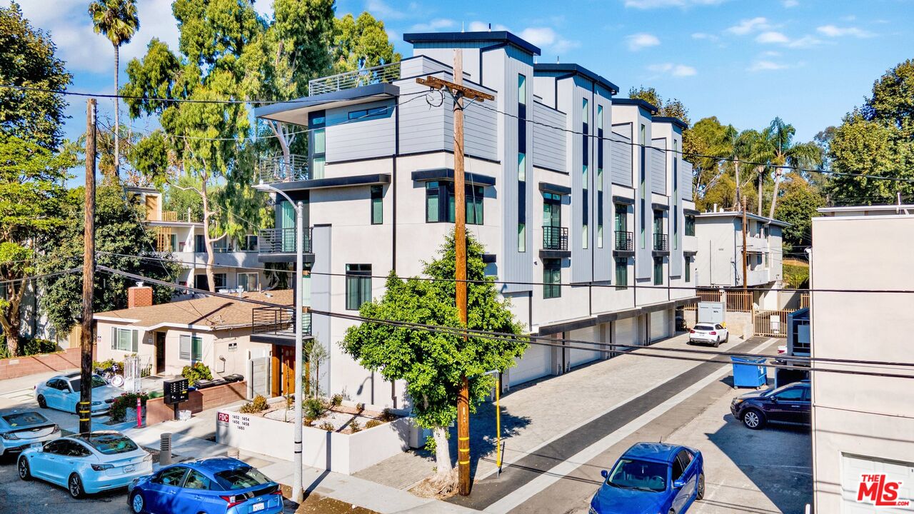 1460 Butler Ave