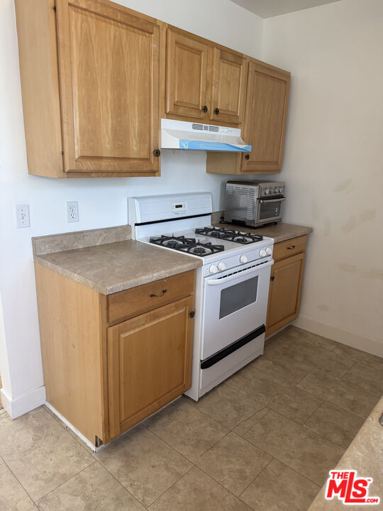 1840 10th Street Unit: B