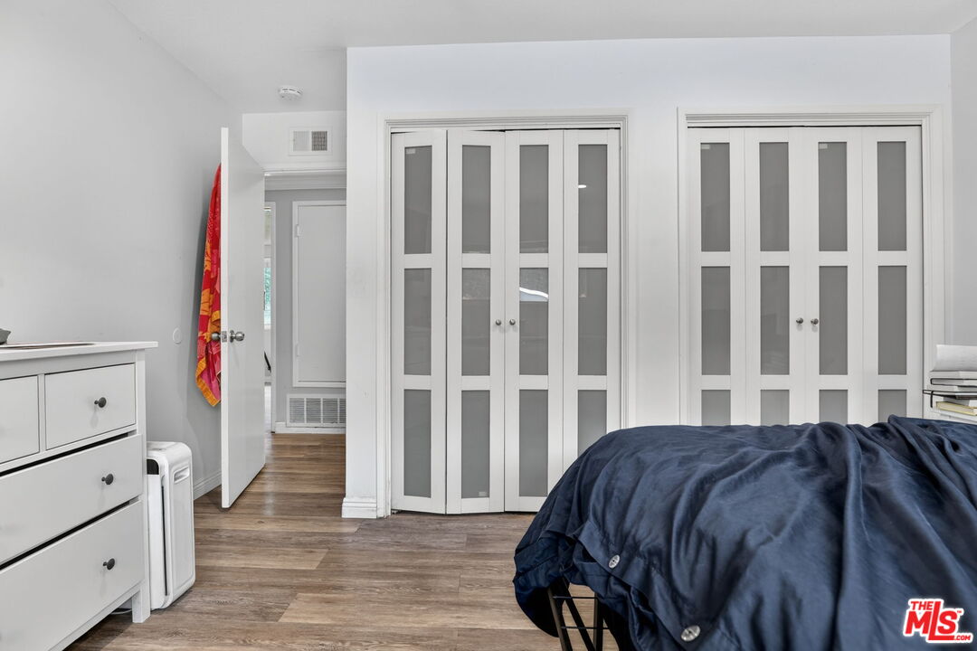 212 E Avenida De Los Arboles