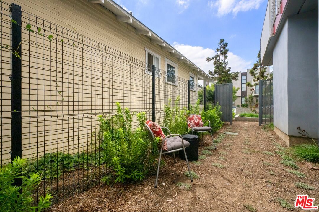 1227 23rd St Unit: A