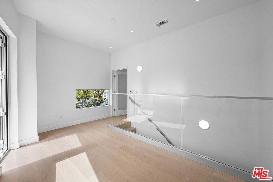 1227 23rd St Unit: A