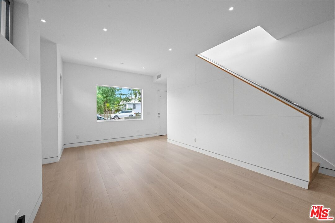 1227 23rd St Unit: A