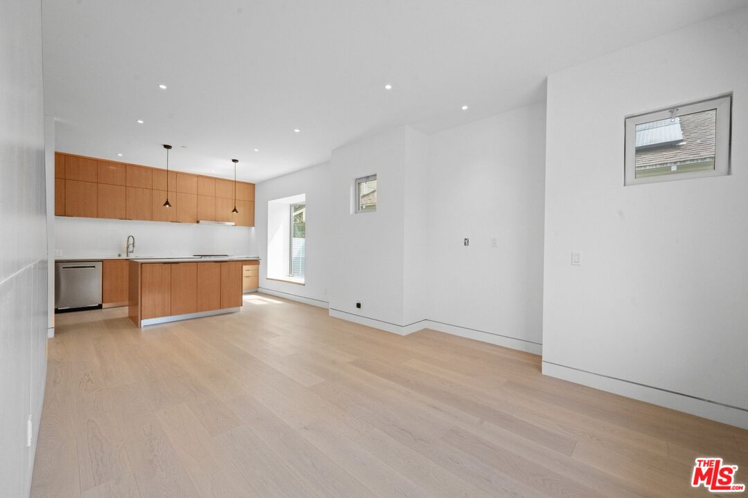 1227 23rd St Unit: A