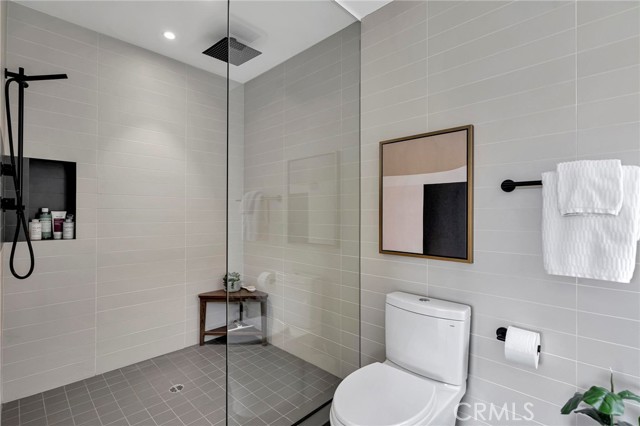 1329 California AVE Unit: 101