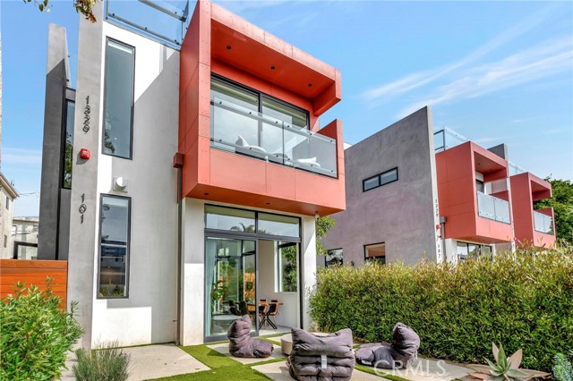 1329 California AVE Unit: 101