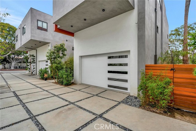 1329 California AVE Unit: 101