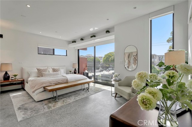 1329 California AVE Unit: 101