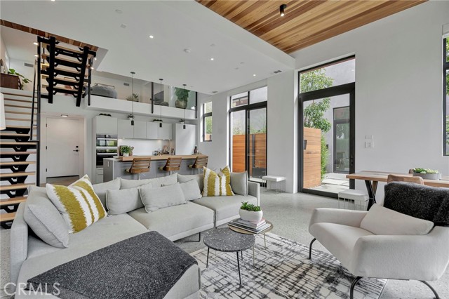 1329 California AVE Unit: 101