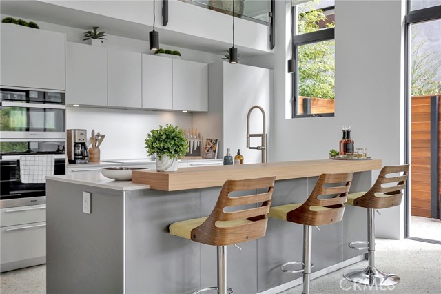 1329 California AVE Unit: 101