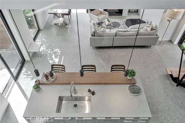 1329 California AVE Unit: 101