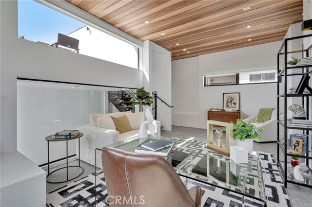 1329 California AVE Unit: 101