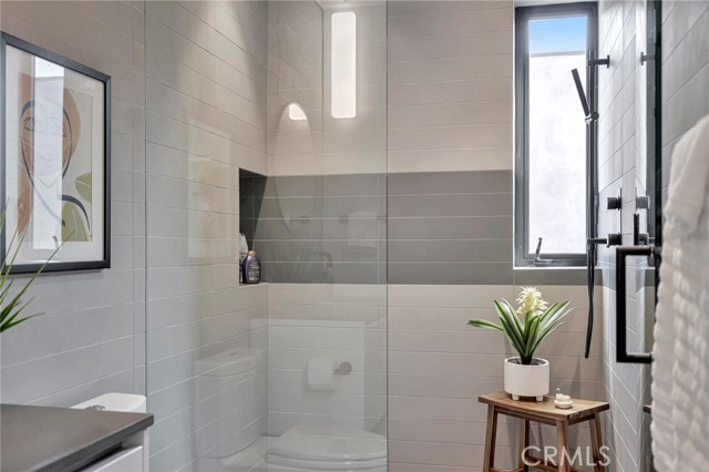 1329 California AVE Unit: 101