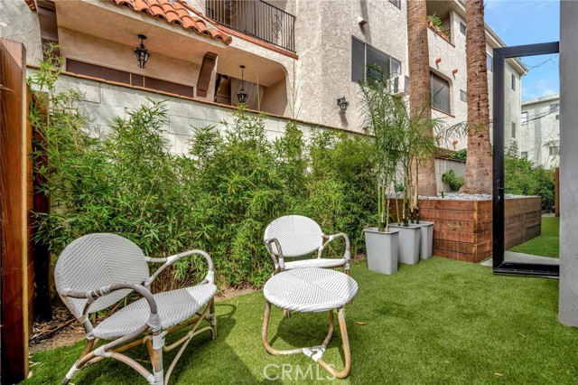 1329 California AVE Unit: 101