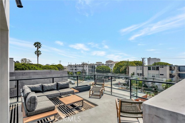 1329 California AVE Unit: 101