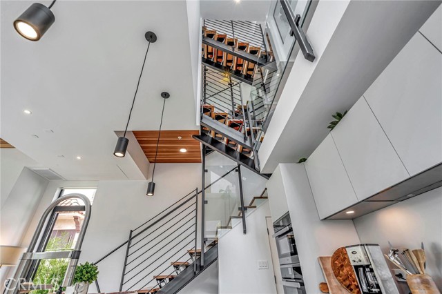 1329 California AVE Unit: 101