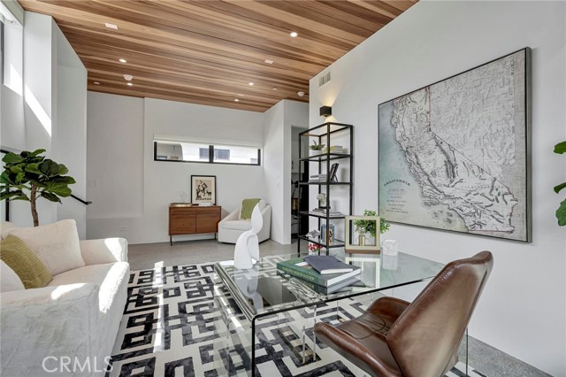 1329 California AVE Unit: 101