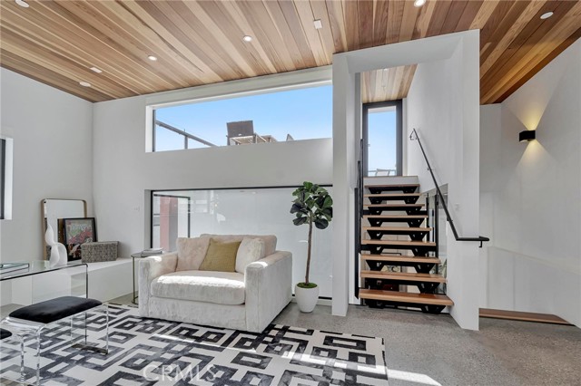 1329 California AVE Unit: 101
