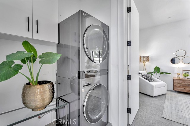 1329 California AVE Unit: 101