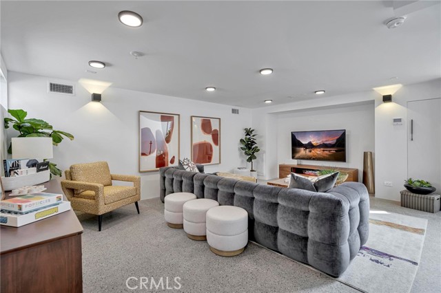 1329 California AVE Unit: 101