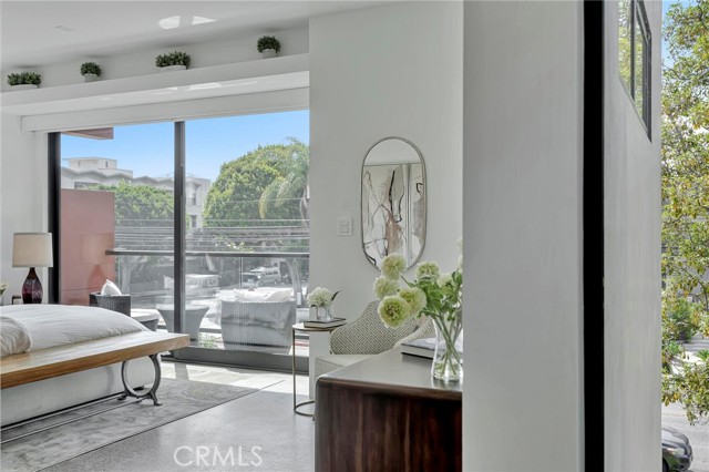 1329 California AVE Unit: 101