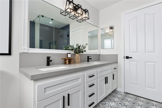 1714 Marshallfield Unit: A