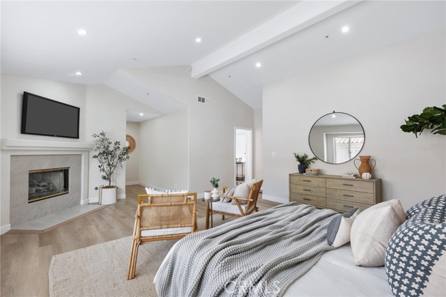 1714 Marshallfield Unit: A