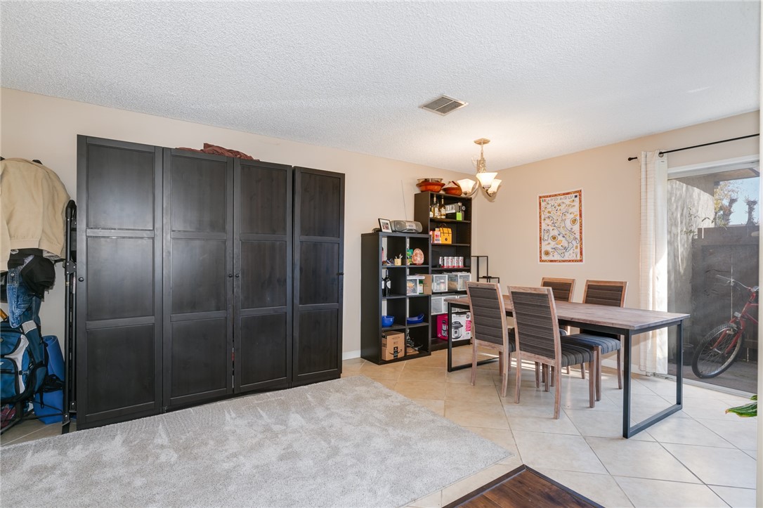 7321 Lennox AVE Unit: H1