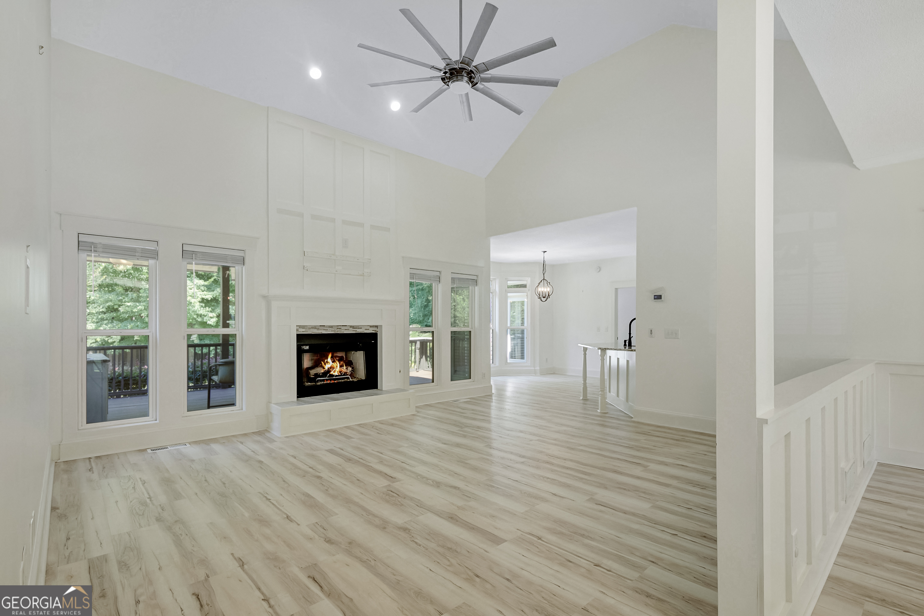 37 Forest Point