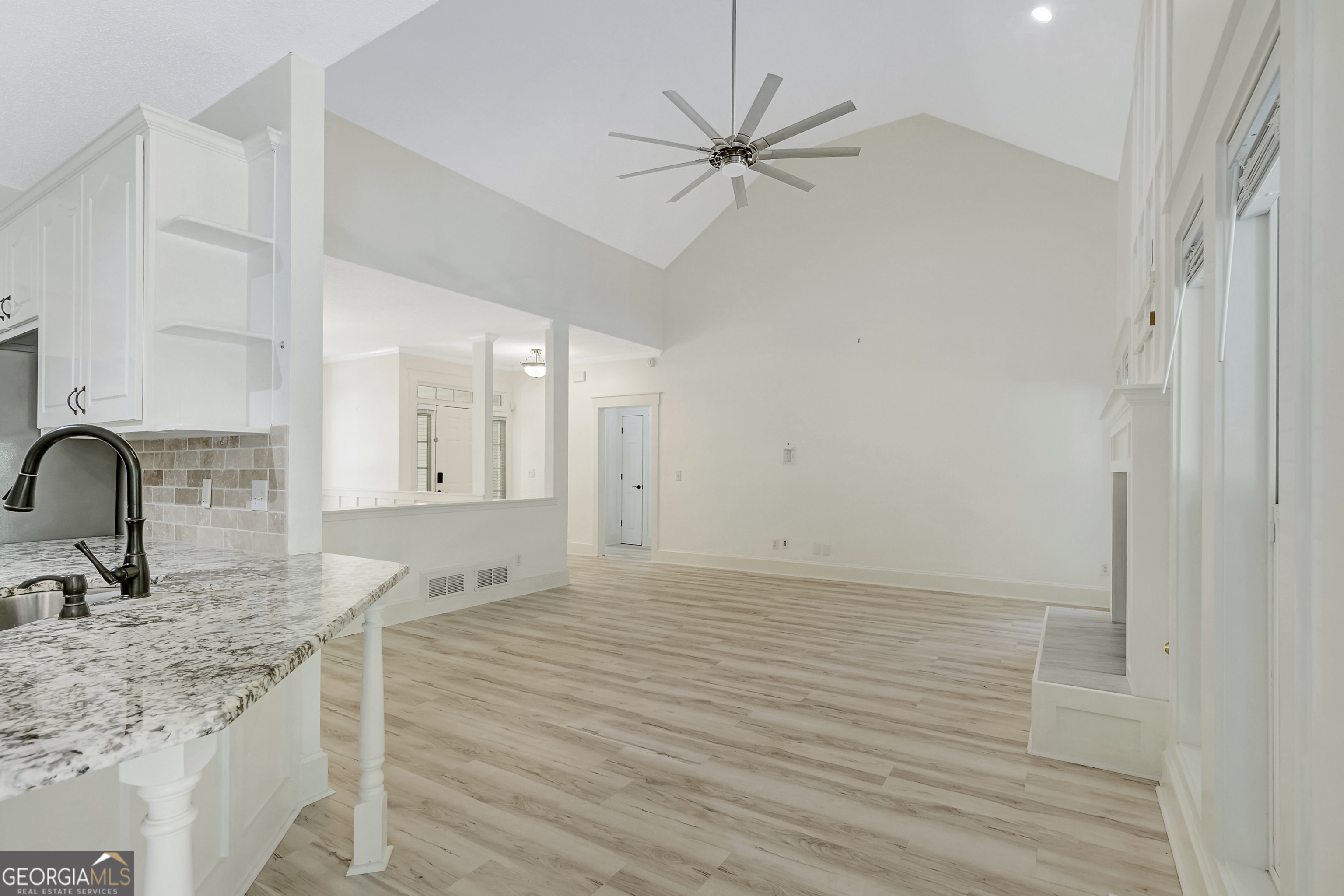 37 Forest Point