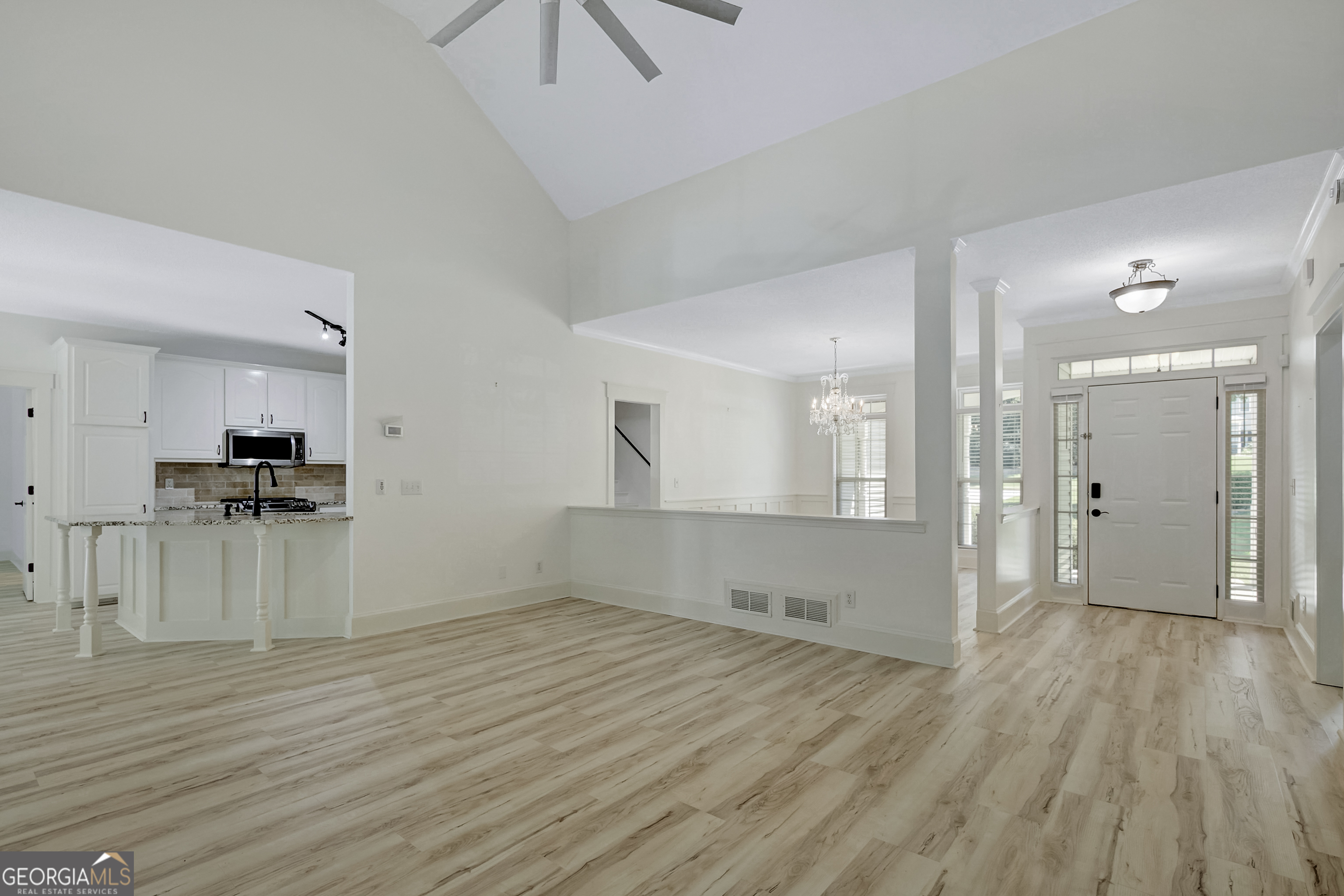 37 Forest Point