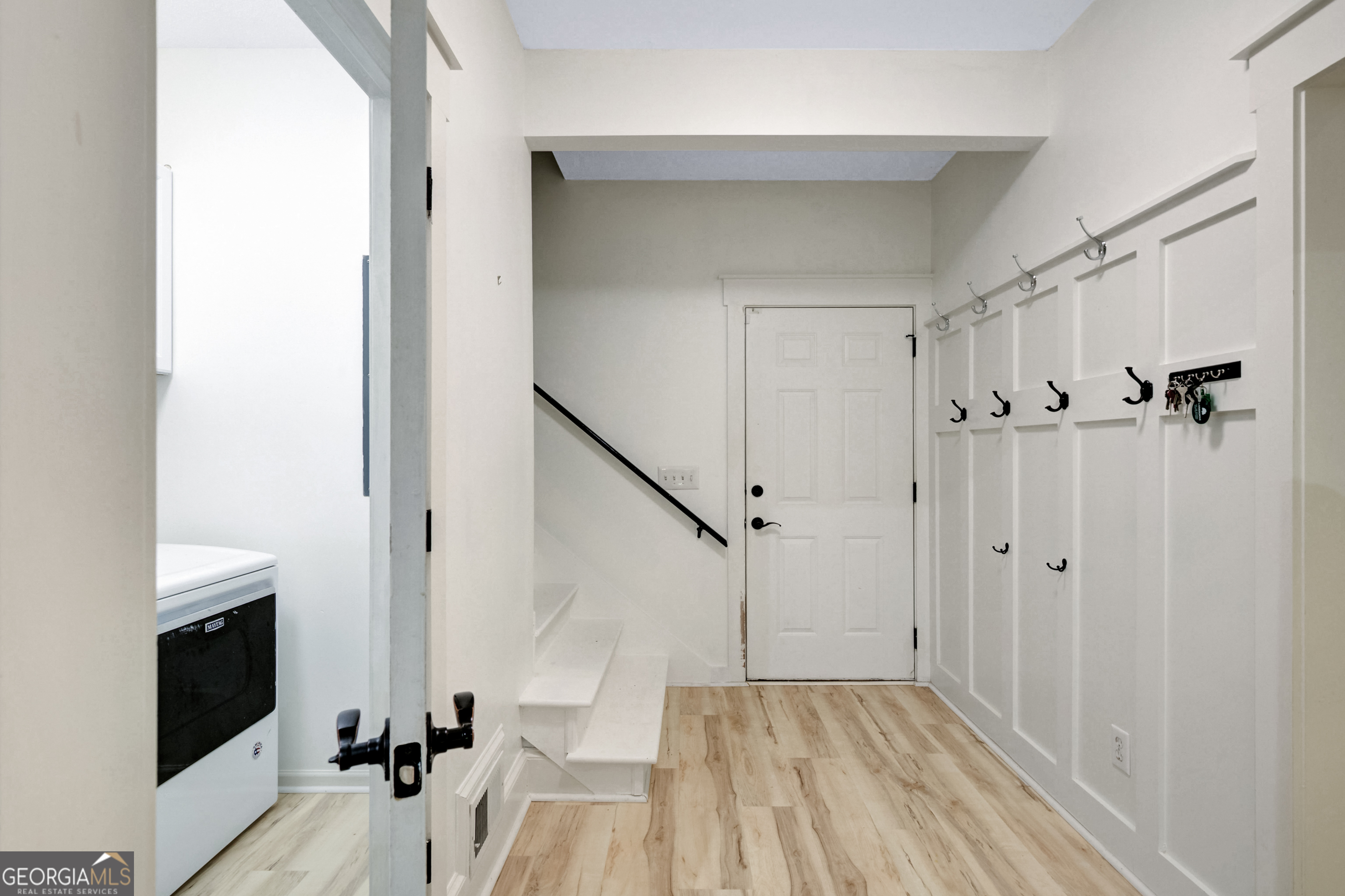 37 Forest Point