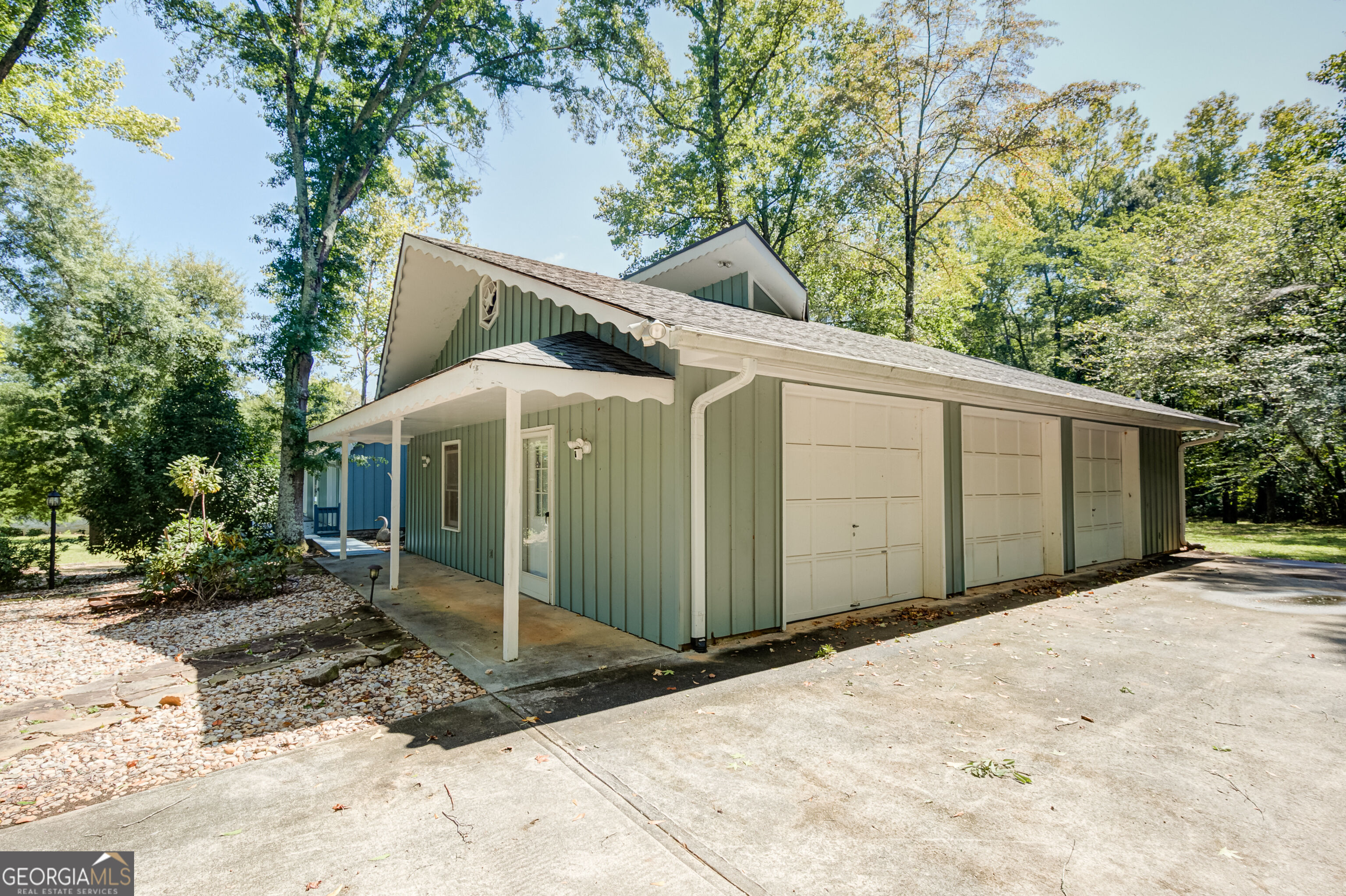 215 Wessmanor Drive