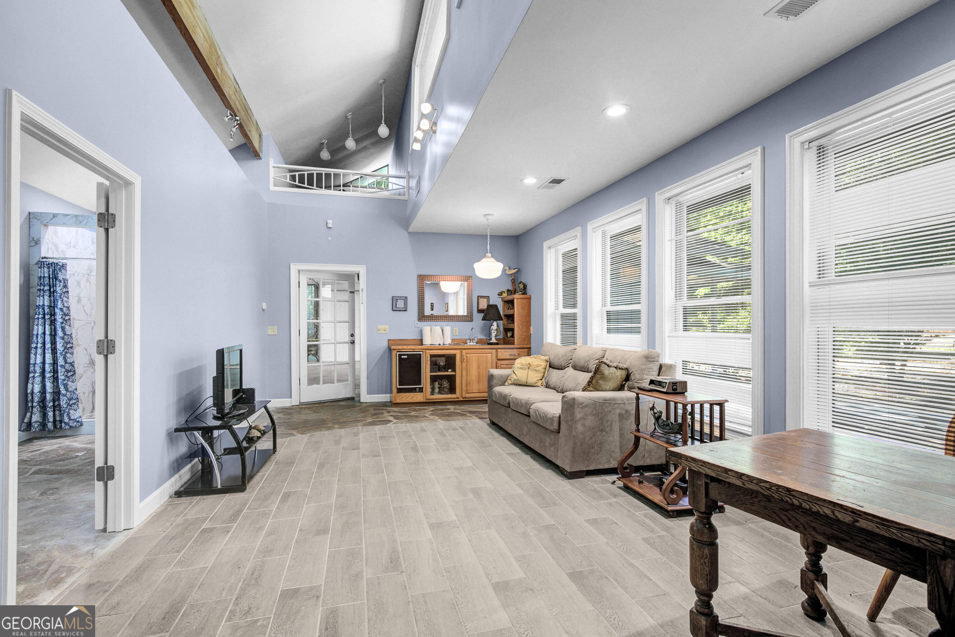 215 Wessmanor Drive