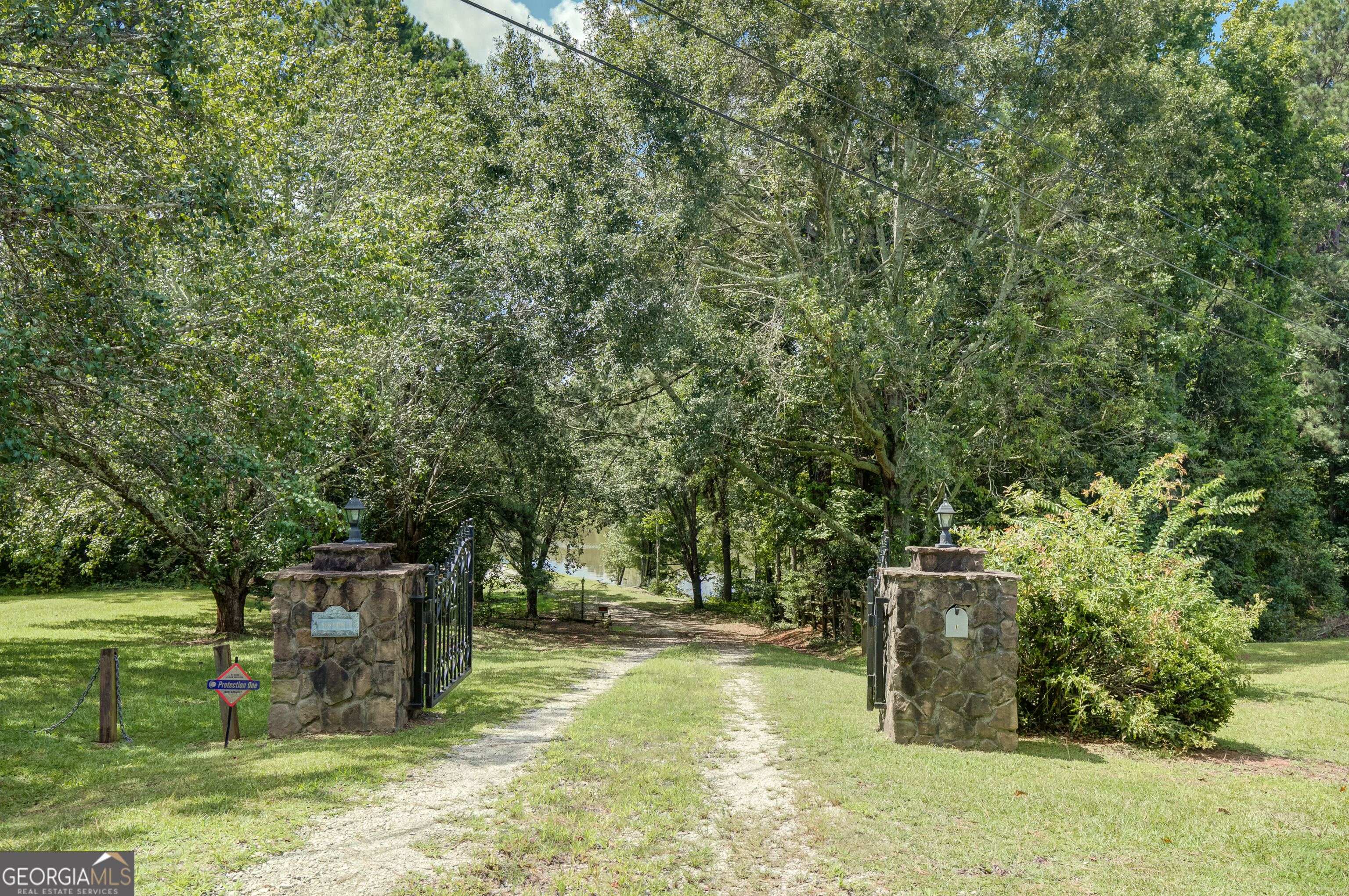 215 Wessmanor Drive