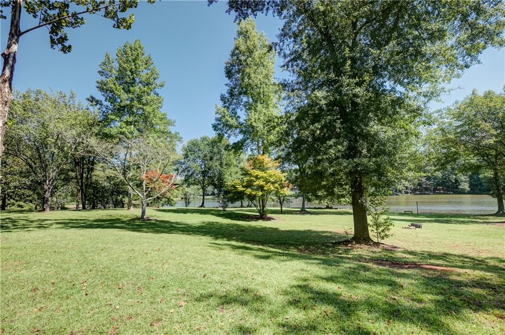 215 Wessmanor Drive