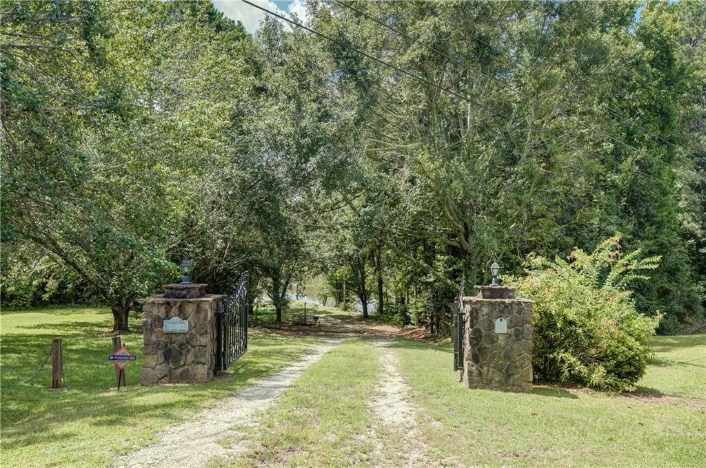 215 Wessmanor Drive