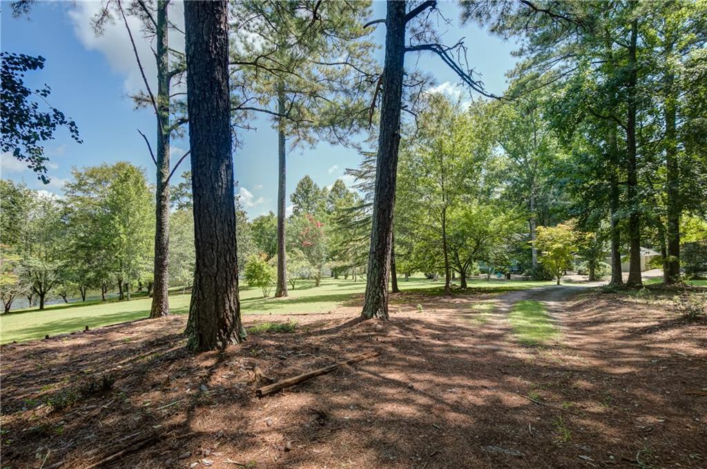 215 Wessmanor Drive