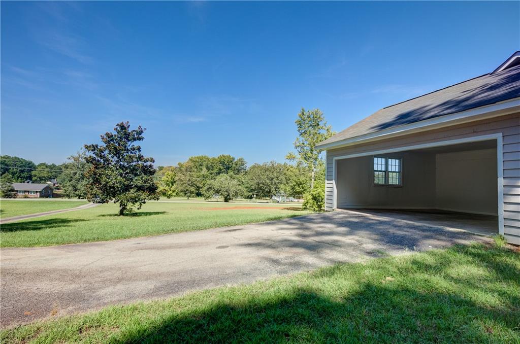 99 Sunnybrook Drive