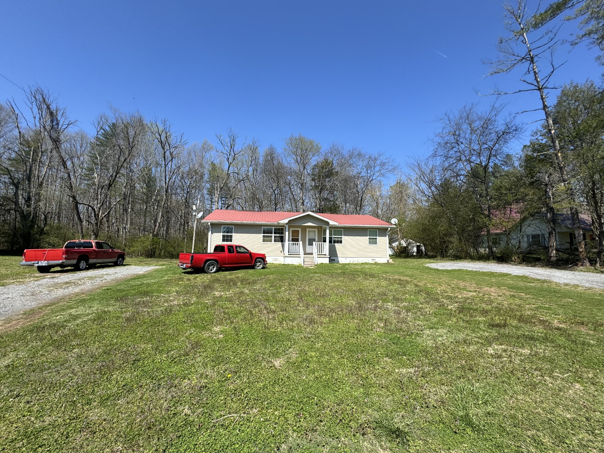 216 Cassetty Ln